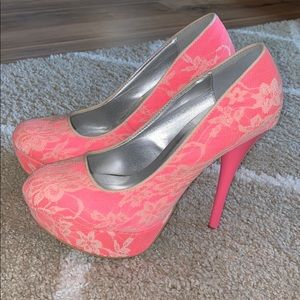 Pink lace pumps